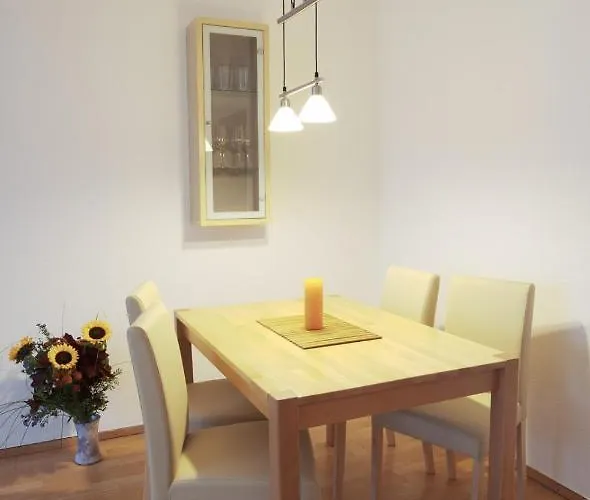 An Der Uni Mit Tiefgarage Und Loggia Apartment Leipzig