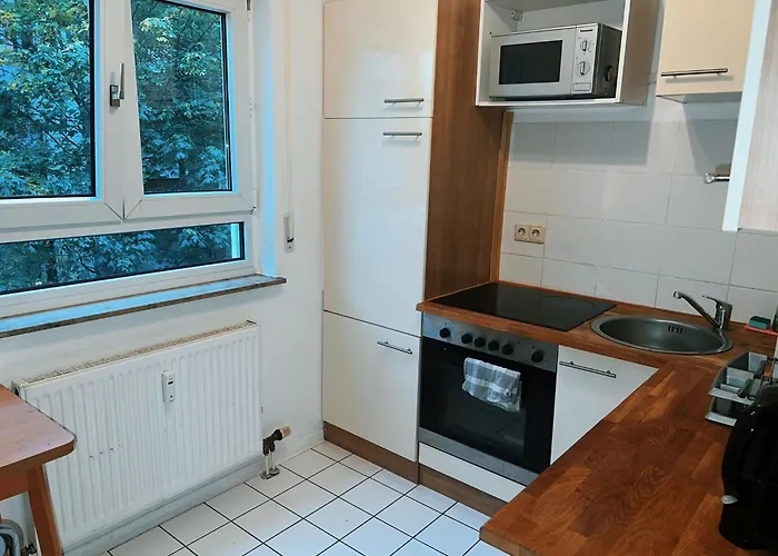 Apartment An Der Uni Mit Tiefgarage Und Loggia Leipzig